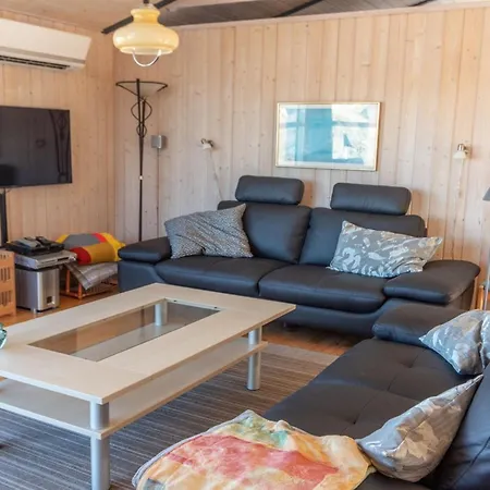 Sighwarth - 350m From The Sea By Interhome Saltum